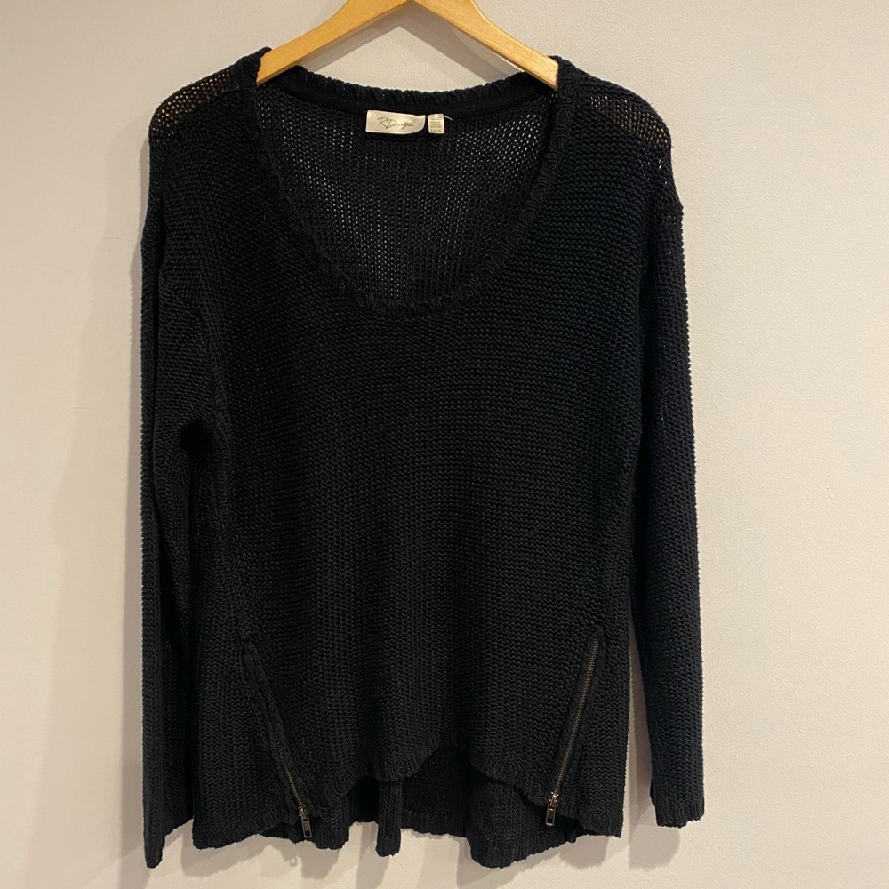 BB Dakota Black Long Sleeve Sweater with Zipper Detail
